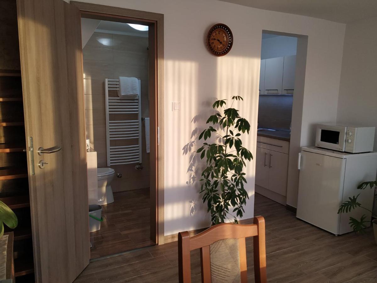 Mogyorosi Apartman Badacsonytördemic Esterno foto