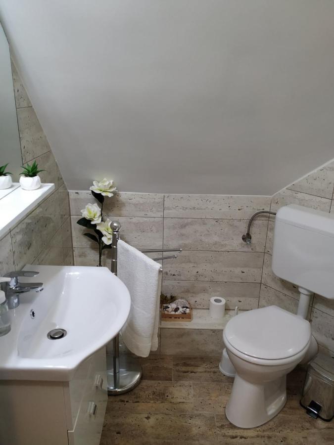 Mogyorosi Apartman Badacsonytördemic Esterno foto