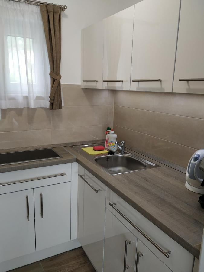 Mogyorosi Apartman Badacsonytördemic Esterno foto