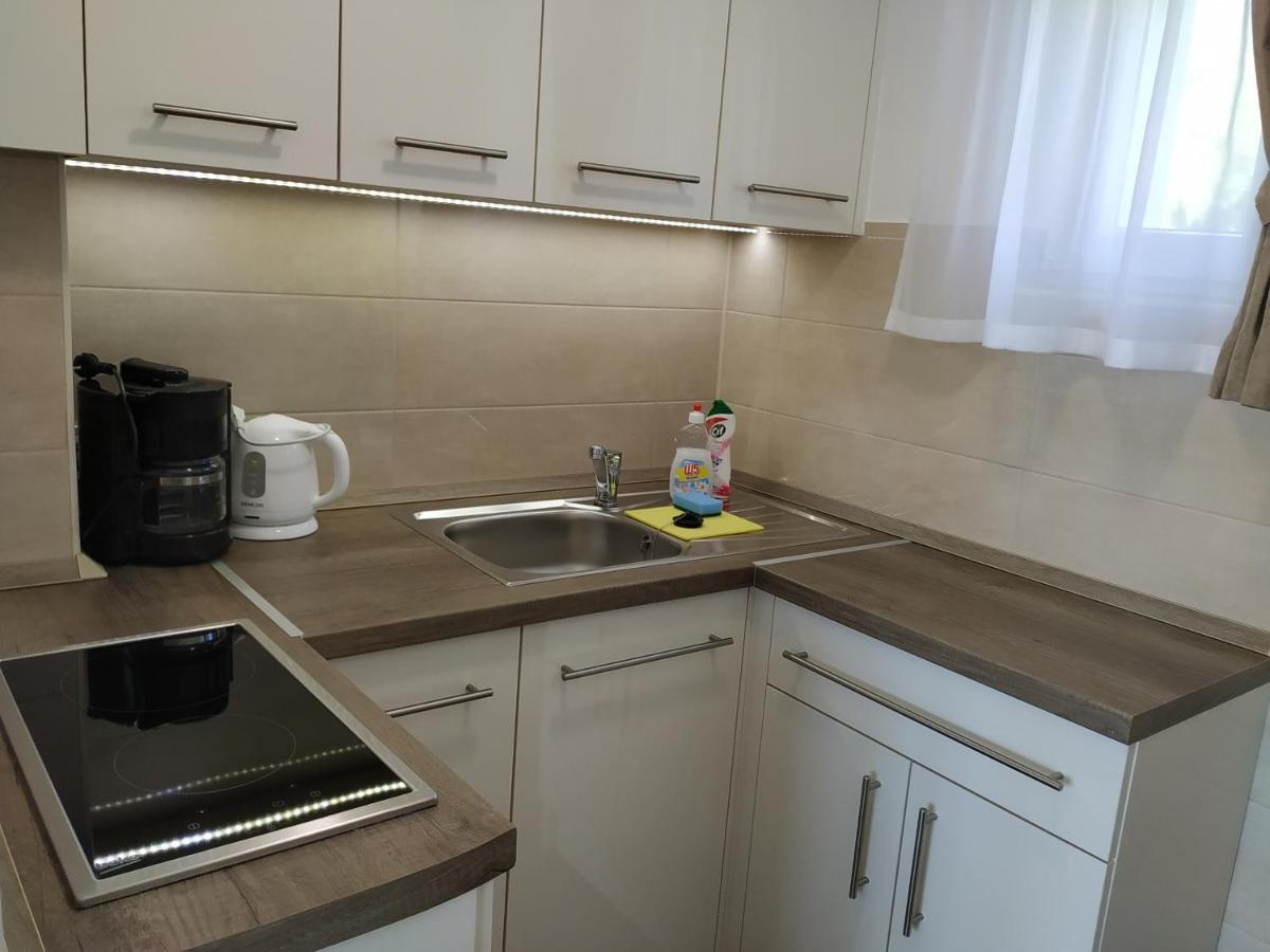 Mogyorosi Apartman Badacsonytördemic Esterno foto